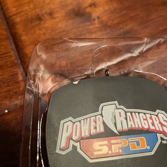 Hallmark Keepsake Power Rangers SPD Space Alien Alert 2005 Ornament - Picture 5 of 9